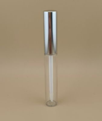 繊細なデザインのクリアリップバームパッケージ、リップスティック用シルバー蓋付き