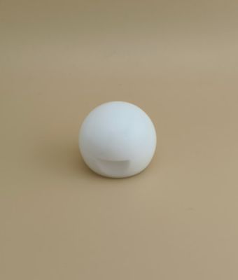白いプラスチック 滑らかな球状蓋 化粧品ボトル