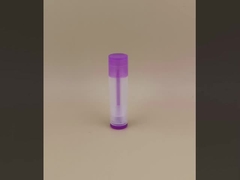 リップスティック用の紫の蓋付きの小さな滑らかな透明なリップバームパッケージ