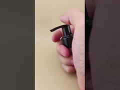 スキンケアボトルのための輝く黒色ローションポンプ 左右ロックリブドK201-9