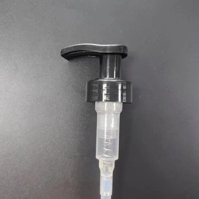 24/400の28/400の黒いPPのPE材料のローション ポンプは1.20を- 1.50ml/T出力した