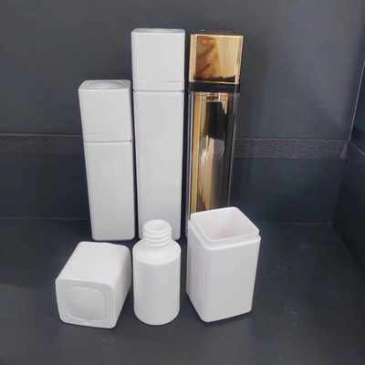 クリーム 15ML / 30ML / 50ML 用のエアレス ディスペンサー ボトルとしてスクリュー キャップ タイプ