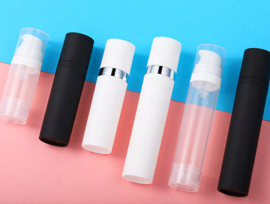 プラスチックのPP 空 10ml 15ml 化粧品 空気のないポンプローション 血清ボトル
