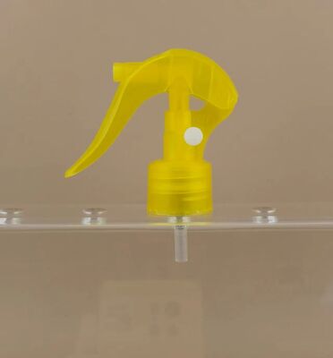 家庭用掃除用の黄色いミニトリガースプレーヤー