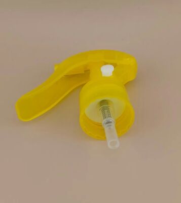 家庭用掃除用の黄色いミニトリガースプレーヤー