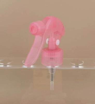 ピンク ミニ トリガー スプレーヤー 髪型