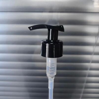 28mm プラスチック液体配給ポンプ シャンプーボトルのためのプレスローションポンプ
