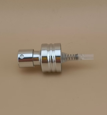 パーソナライズされた銀色アルムボタン 精細なクリップスプレー スクロールK405-1 香水用