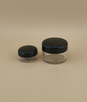 ローション用のスクリュー蓋付きの小さな透明なプラスチッククリームボトル