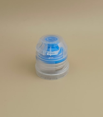 綺麗なデザイン 透明なプラスチック 丸いリブドスクリューキャップ 皮膚ケアボトル