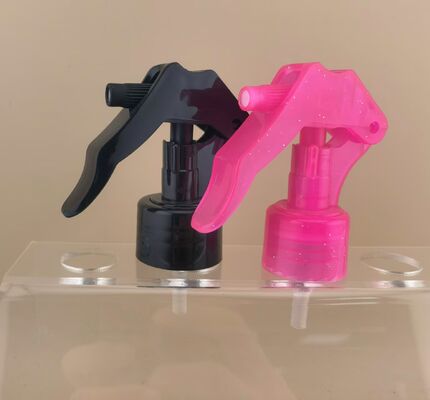 黒いプラスチック ミニトリガースプレーヤー 化粧品やヘアリング用